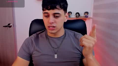 Snapshot of markpotier chatting on January 6, 2026, 6:44 pm MARK online show from January 6, 2026, 6:44 pm