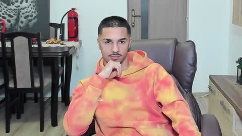 Tison online show from December 7, 2024, 1:40 pm