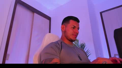 Snapshot of markus_blass chatting on March 8, 2025, 2:55 am markus... Y online show from March 8, 2025, 2:55 am