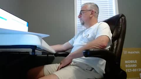 Snapshot of marky0029 chatting on April 2, 2026, 12:03 pm marky0029 online show from April 2, 2026, 12:03 pm