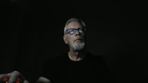 Snapshot of marky1954 chatting on February 5, 2026, 9:47 am markedman online show from February 5, 2026, 9:47 am