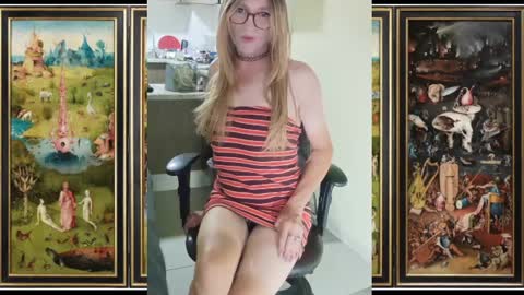 marla85 online show from April 12, 2026, 2:49 am