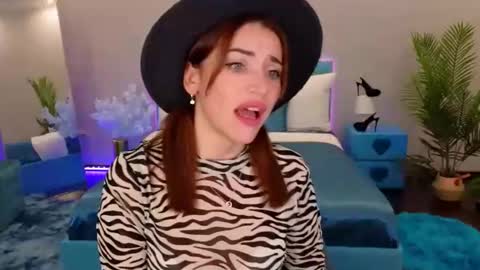 MarlaDewis online show from November 29, 2025, 1:03 pm