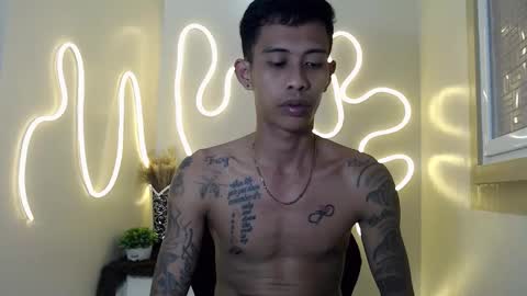 marlmoreno10 online show from January 12, 2026, 1:27 pm