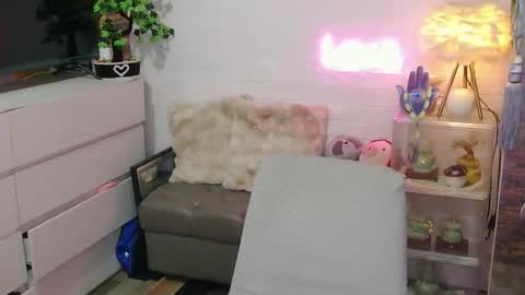 Snapshot of marlmoreno10 chatting on April 16, 2026, 12:28 pm marlmoreno10 online show from April 16, 2026, 12:28 pm