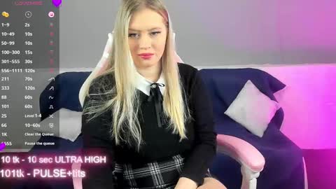 Snapshot of marmel199 chatting on February 12, 2025, 5:15 am Liza online show from February 12, 2025, 5:15 am