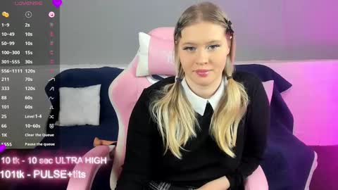 Snapshot of marmel199 chatting on February 17, 2025, 10:29 am Liza online show from February 17, 2025, 10:29 am