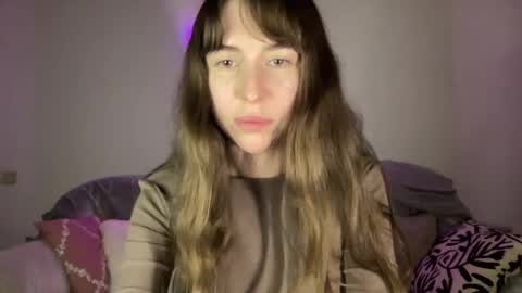 Snapshot of maroonaaa chatting on October 7, 2025, 7:11 pm Mary online show from October 7, 2025, 7:11 pm