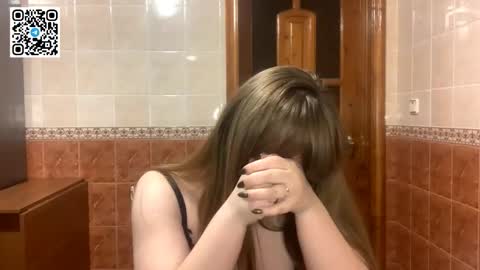 Miriam online show from November 23, 2025, 8:52 pm