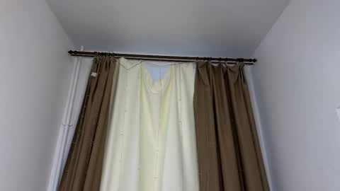 Marrie online show from March 7, 2025, 1:29 pm