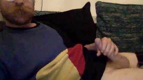 Snapshot of marriedmannextdoor chatting on September 8, 2025, 8:19 pm marriedmannextdoor online show from September 8, 2025, 8:19 pm