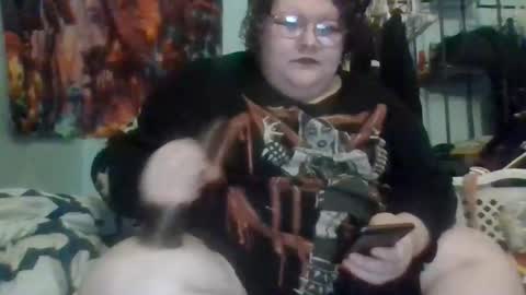 marshallmarx517 online show from November 19, 2025, 2:22 am