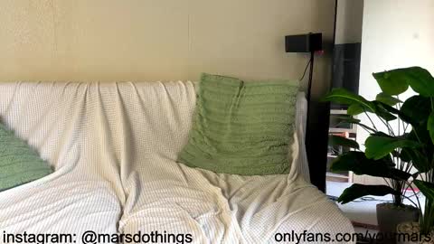 marsloveyou online show from November 1, 2025, 1:29 am