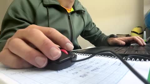 marsupilami_82_ online show from November 27, 2025, 9:55 am