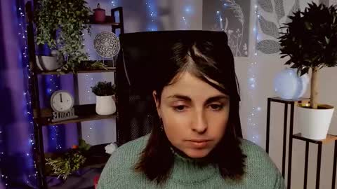 martaedams online show from December 16, 2025, 6:18 am