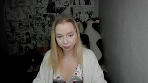 Martha Cameron online show from December 1, 2024, 8:42 pm