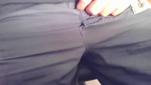 Snapshot of martial04 chatting on September 17, 2025, 12:18 pm martial04 online show from September 17, 2025, 12:18 pm