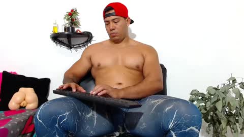 Martin instagrammartinfiit online show from December 12, 2024, 5:10 am