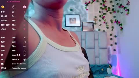 Martina online show from December 17, 2024, 10:32 pm