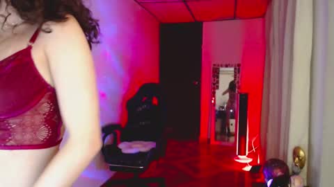 mari online show from February 23, 2025, 2:07 am