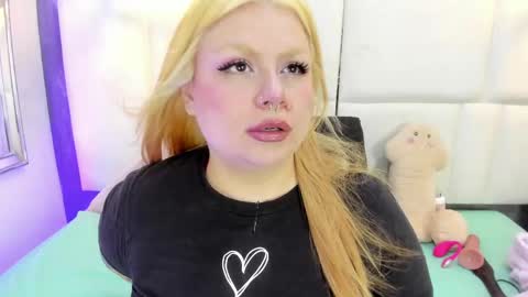 Martina  online show from April 13, 2026, 2:11 pm