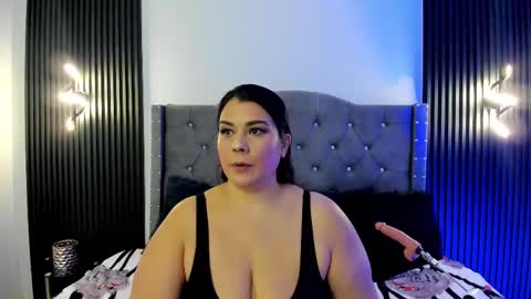  MARTINA   online show from September 18, 2025, 11:56 am