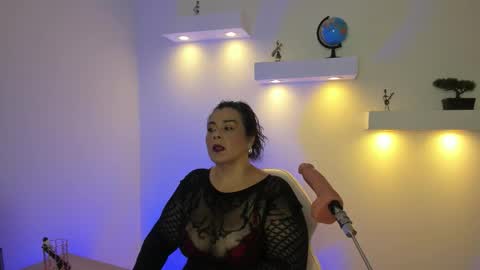   MARTINA   online show from October 12, 2025, 12:15 pm