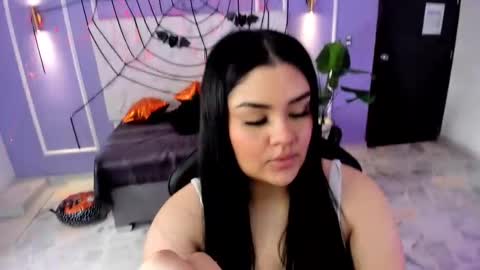 Martina  online show from October 16, 2025, 7:59 pm