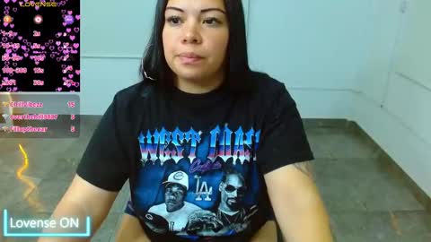 Snapshot of martina_tay chatting on March 3, 2025, 6:04 am Hey im martina online show from March 3, 2025, 6:04 am