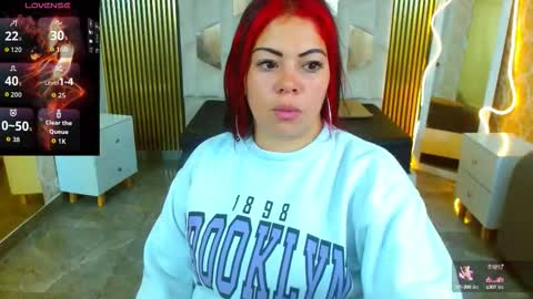 Snapshot of martina_tay chatting on September 15, 2025, 3:17 am Hey im martina online show from September 15, 2025, 3:17 am