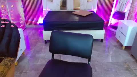 Snapshot of martina_tay chatting on October 5, 2025, 3:16 am Hey im martina online show from October 5, 2025, 3:16 am