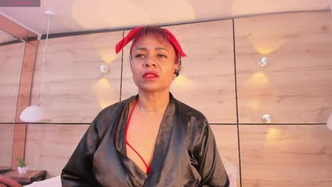 martina touss  online show from April 8, 2026, 12:38 pm