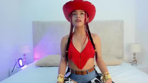 Snapshot of martinaa_garcia chatting on October 22, 2025, 7:57 pm Martina online show from October 22, 2025, 7:57 pm