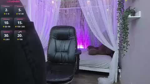 Snapshot of martinaa_rose chatting on July 9, 2026, 1:48 pm martinaa_rose online show from July 9, 2026, 1:48 pm