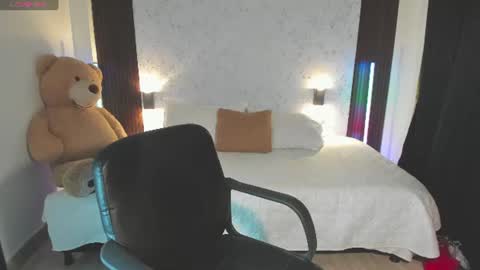 martina Bianchi  online show from July 7, 2026, 11:53 pm
