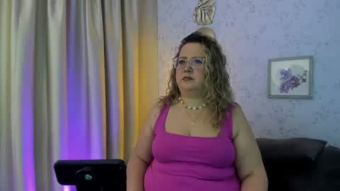 Martina Caicedo online show from June 27, 2026, 9:58 am