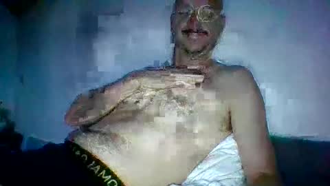 Snapshot of martinadam18 chatting on June 20, 2026, 3:20 am martinadam18 online show from June 20, 2026, 3:20 am