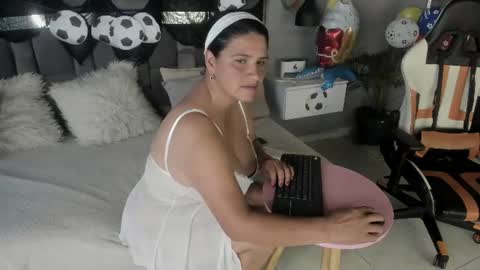 Martina online show from July 9, 2026, 8:24 pm