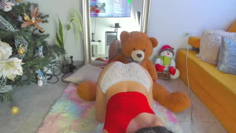 ...  ... online show from December 26, 2024, 4:47 pm