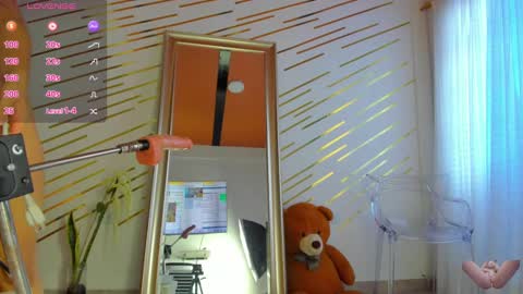 ...  ... online show from January 17, 2025, 6:44 pm