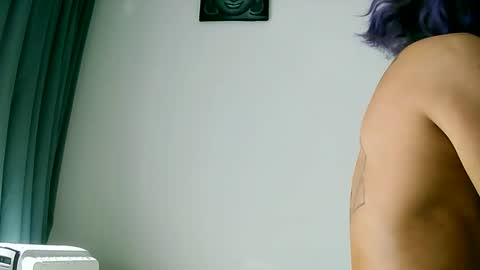 Play with me I obey I promise  online show from February 22, 2026, 1:09 pm