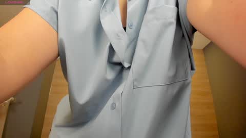 Snapshot of martinnabonnet chatting on January 7, 2025, 10:11 am Martinna Bonnet online show from January 7, 2025, 10:11 am