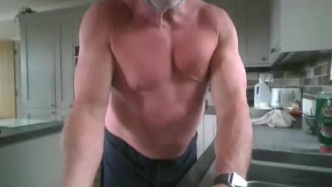 martinrgbxxxx online show from June 2, 2026, 7:32 am