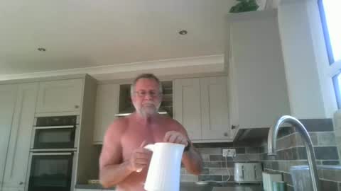 martinrgbxxxx online show from July 1, 2026, 7:54 am