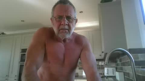 martinrgbxxxx online show from July 4, 2026, 7:25 am