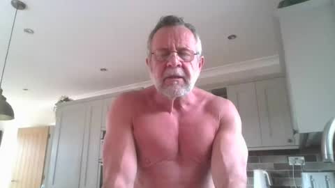 martinrgbxxxx online show from July 21, 2026, 8:16 am