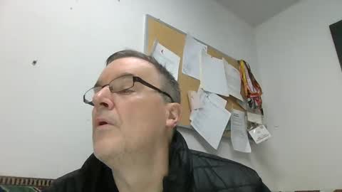 marty1688 online show from January 1, 2025, 12:22 pm