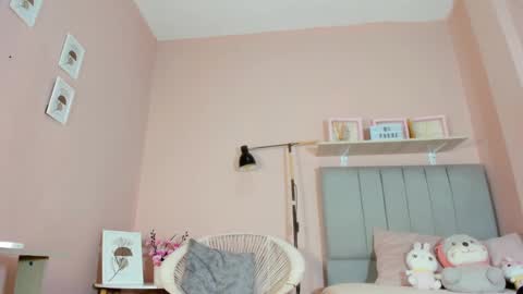 mary_cute9 online show from September 22, 2025, 12:51 pm