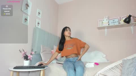 mary_cute9 online show from October 23, 2025, 12:37 pm