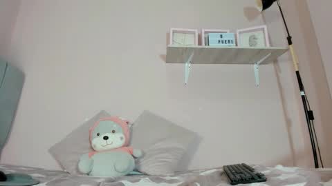 mary_cute9 online show from November 3, 2025, 12:39 pm